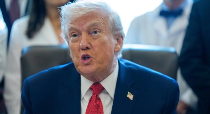 Reuters: az USA-ban arra figyelmeztették Trumpot, hogy Grönland elfoglalásának ötlete kapcsán impeachment eljárás alá vonhatják