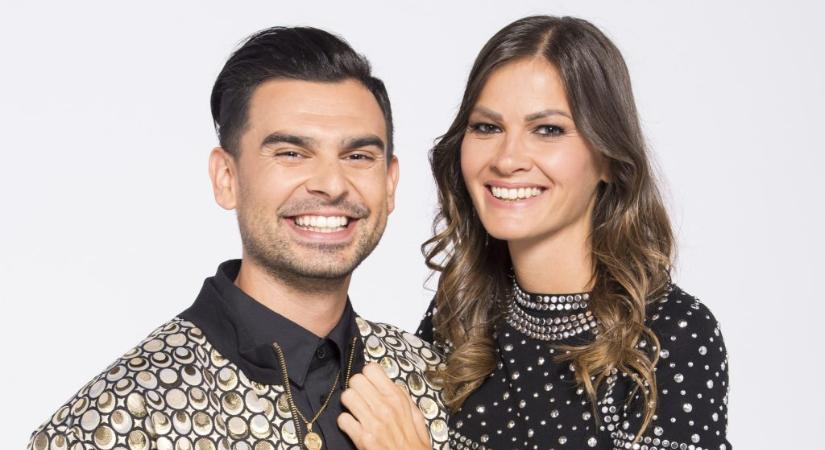 Horváth Tamásék külföldön ragadtak: nem engedték repülőre szállni az énekes törött lábú feleségét