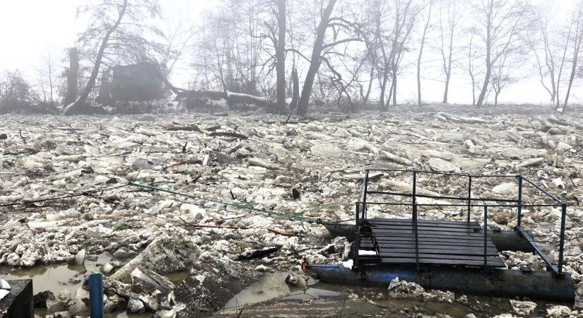 Veszélyes jégzajlás a Szamoson: kérik a lakosságot, hogy kerüljék a folyópartot (VIDEÓ)