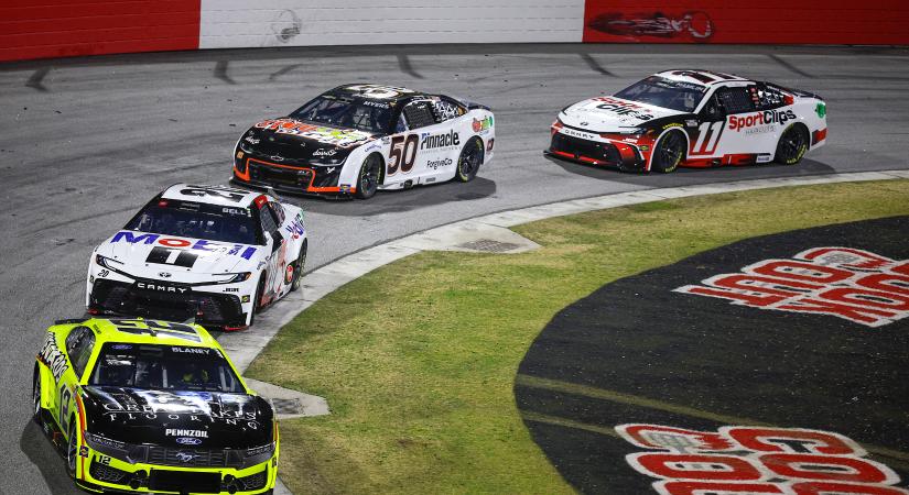 Komoly veszélybe került a NASCAR Clash hétvégi megrendezése