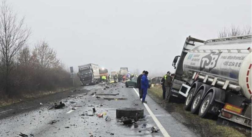 Súlyos balesetet szenvedett egy görög kisbusz Romániában