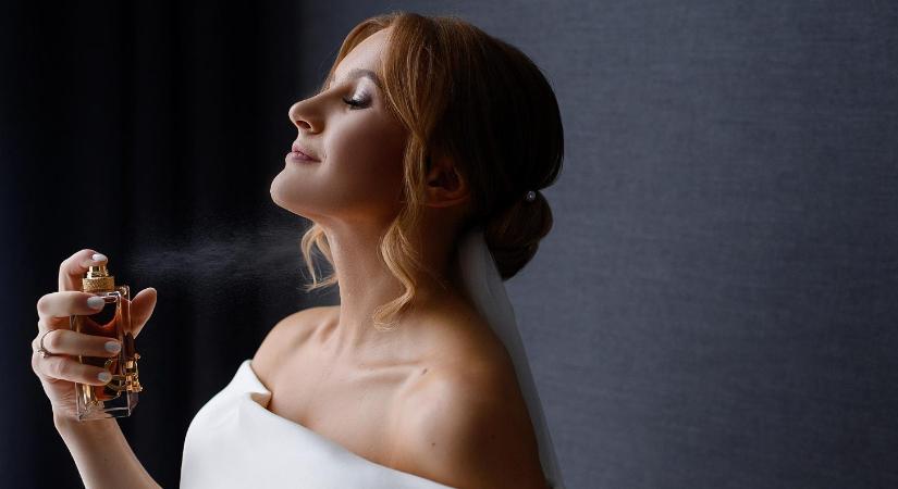 Egyre több kutatás figyelmeztet: nem mindegy, hová fújod a parfümöt, árthat neked
