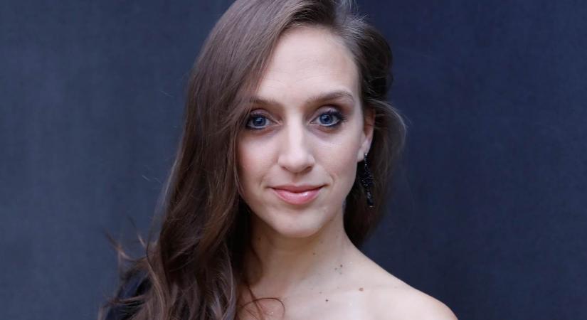 „Innen szép szülni!” – Gyermeket vár Sodró Eliza