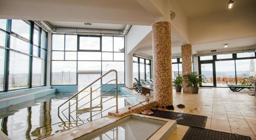 Ritka az ilyen: két megfizethető termálfürdő egy faluban, közel a határhoz