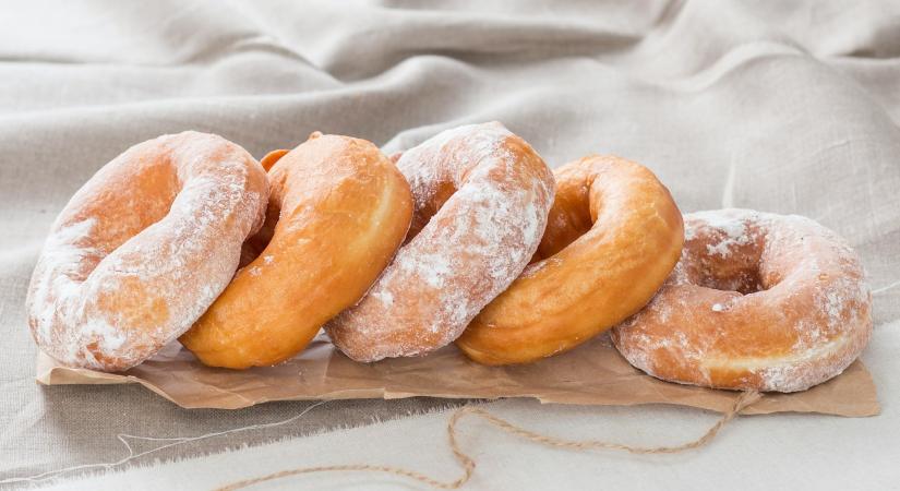 Ma, január 28.: Károly és Karola ünnepelnek – mit jelent a nevük?