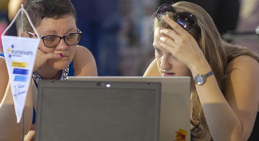 Hat év alatt felére esett a nyelvvizsgázók száma Magyarországon