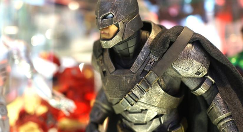 Új epizódokkal tér vissza februárban az HBO Max háromrészes Batman‑sorozata