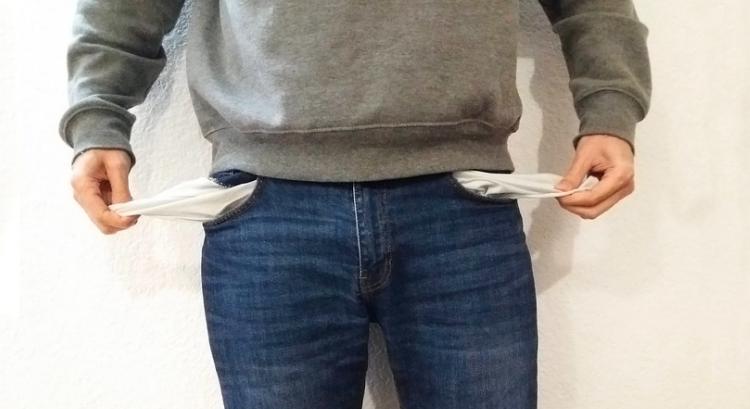 Rekord költségvetési hiánnyal zárta Románia 2025-öt