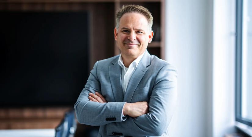 Holló Bence (NN Biztosító): Az AI-keresések korszakában a láthatóság stratégiai kérdés