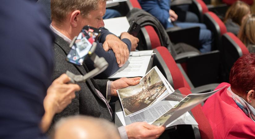 Megállapodást kötött a Mária út Egyesülettel Hargita Megye Tanácsa