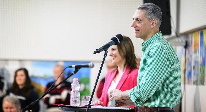 Mégsem stimmelt: adatvédelmi eljárás indult Lázár János honlapja ügyében