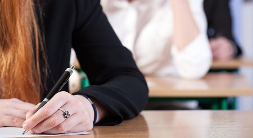 Brutálisan visszaesett a nyelvvizsgázók száma Magyarországon - ez állhat a meghökkentő jelenség hátterében