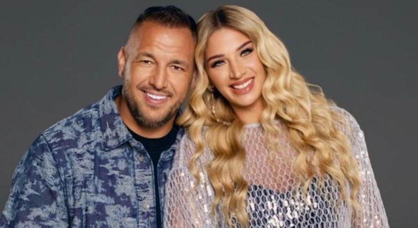 Házaspár a színpadon! Curtis a feleségével vág neki A Nagy Duettnek