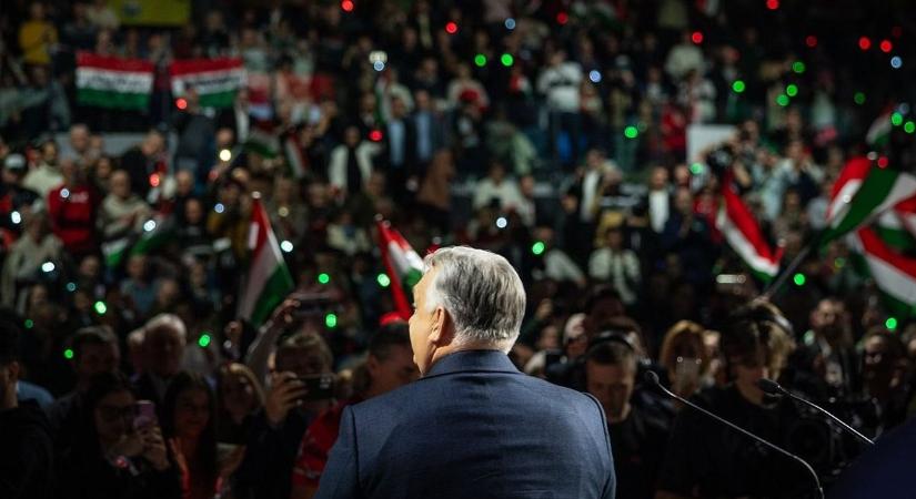 Grafikonon mutatjuk: így áll a Fidesz és a Tisza a legfrissebb közvélemény-kutatásokban