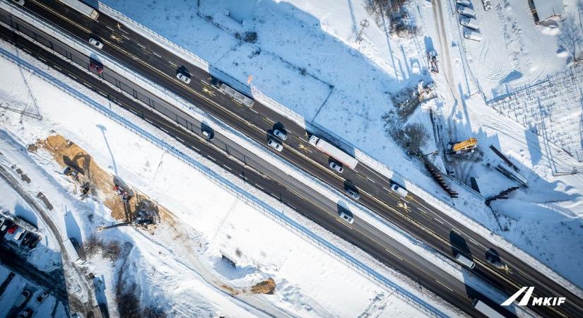 Miért éri meg az M1-es autópálya bővítése? A Magyar Autóklub szakértője válaszolt