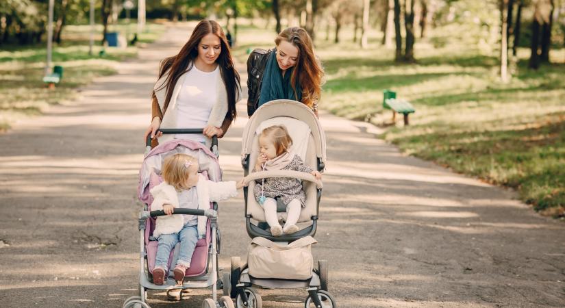 „Már csak udvarias üzenetek maradtak.” – Nem minden barátságom élte túl, hogy anya lettem