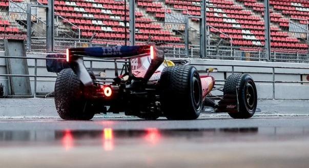 ÉLŐ: A barcelonai F1-es teszt harmadik napja