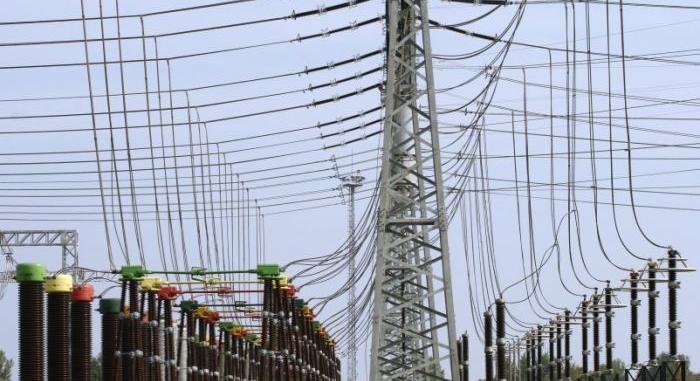 A magyarországi villamosenergia-piac dekarbonizációja, különös tekintettel a vállalati energiaellátásra – az ellátásbiztonság kihívásainak tükrében