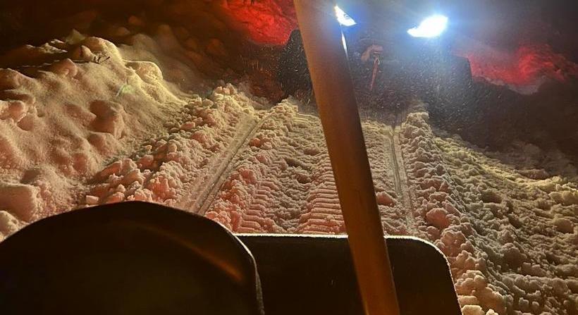 Járhatatlan útra tévedt két fiatal – Félrevezette őket a GPS-alkalmazás