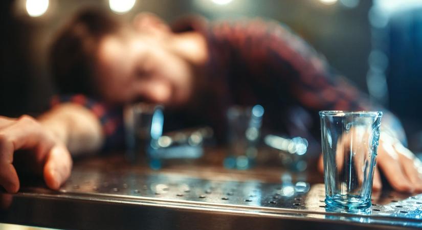 Botrány a marcali presszóban: elképesztő, mit művelt egy részeg vendég