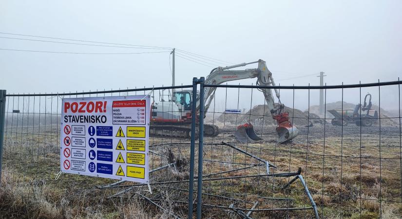 Megkezdődött az Olympic Arena építése Csölösztőn