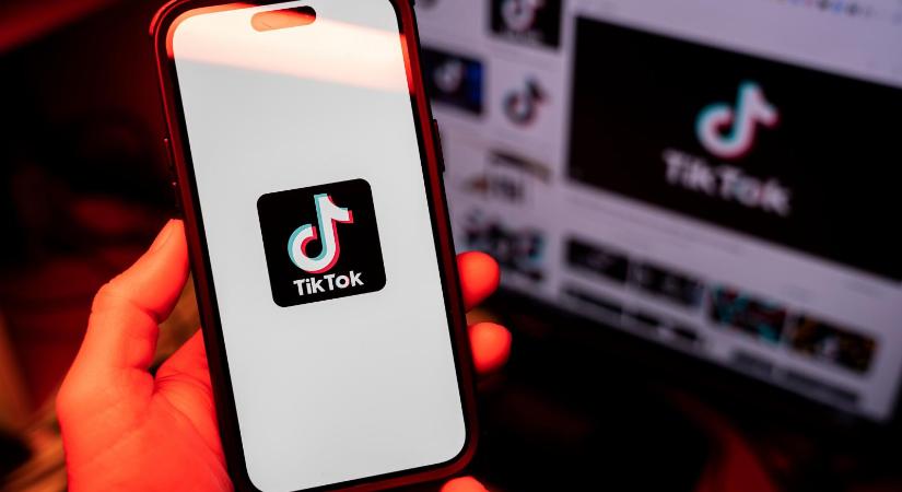 Csökkenti a propaganda elérését a címkézés