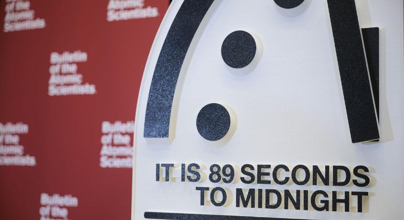 Újabb riasztó jelzés: előrébb állították a Végítélet óráját