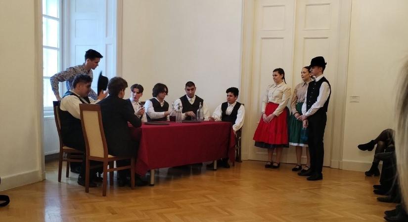 Dalban, táncban és borban ünnepeltek Perkátán