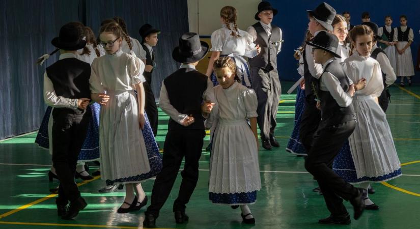 65 milliós támogatással bővül a felsőgallai német nemzetiségi iskola