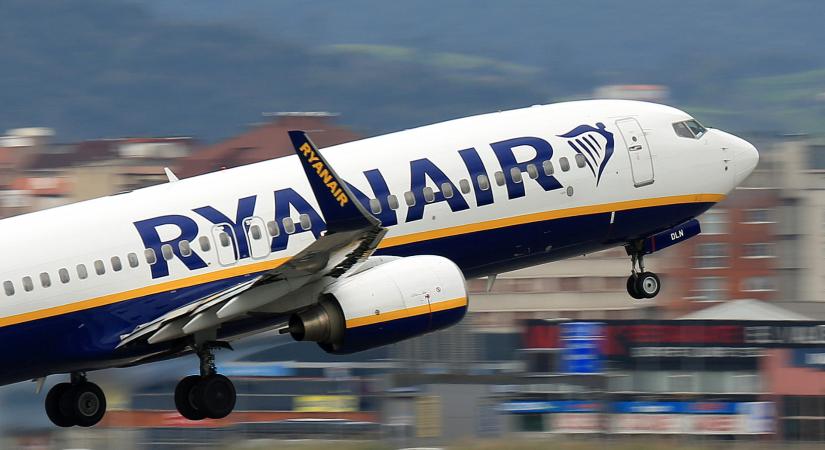 Váratlan bejelentést tett a Ryanair