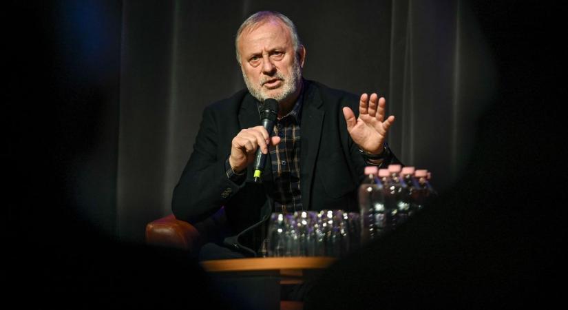 A szekszárdi fiú, aki a világ 12 legjobb keramikusa közé jutott (galéria)