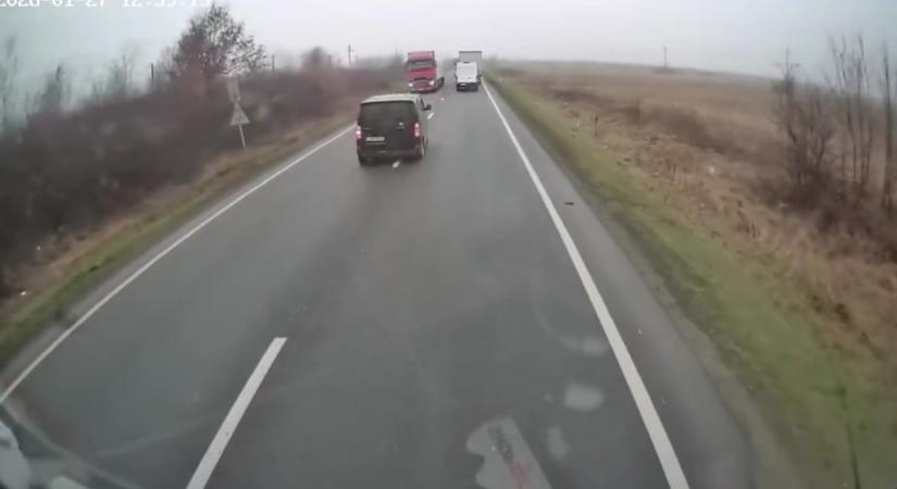 Döbbenetes videón a hét halálos áldozattal járó romániai buszbaleset