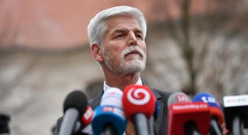 Cseh elnök: a külügyminiszter megpróbált zsarolni és megfélemlíteni