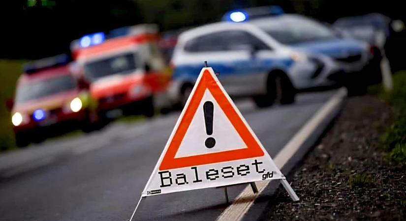 Drámai pillanatok: Kiderült, mi okozta a Székesfehérvárnál történt tömegbalesetet