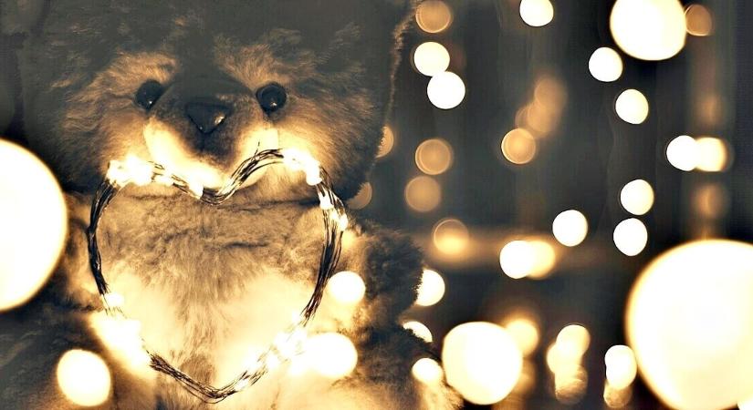 Havi horoszkóp: 2026 februárja sorsfordító szerelmet és váratlan pénzügyi sikereket tartogat