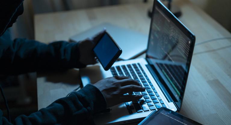 Elkezdődött a visszaszámlálás, 2030-ra minden titkunk nyilvános lesz