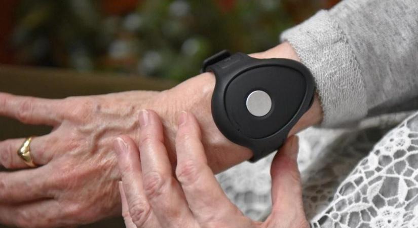 Jelzett a Gondosóra, tűzoltók, mentők jelentek meg a tanyán