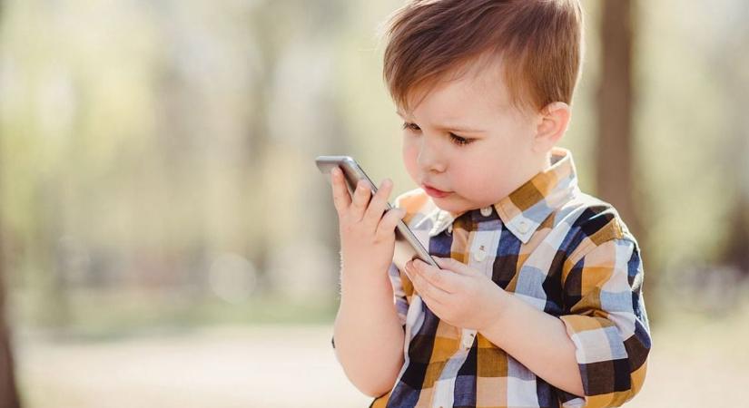 A legfontosabb mondatok vészhelyzetben – ezeket tanítsuk meg a gyereknek