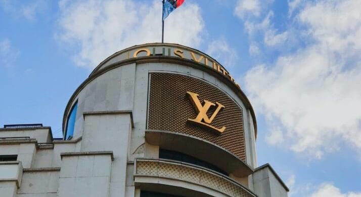 Zuhanó árfolyamok a luxuspiacon – Gyengébb eredményekkel zárt az LVMH