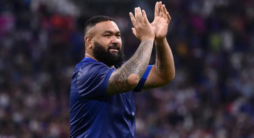 Megrendítő hír: szívinfarktus miatt intenzív osztályra került a 35 éves válogatott sztárjátékos