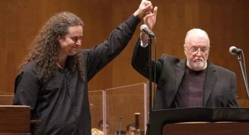 Megelevenedik a Deep Purple az A38-as koncerthajón