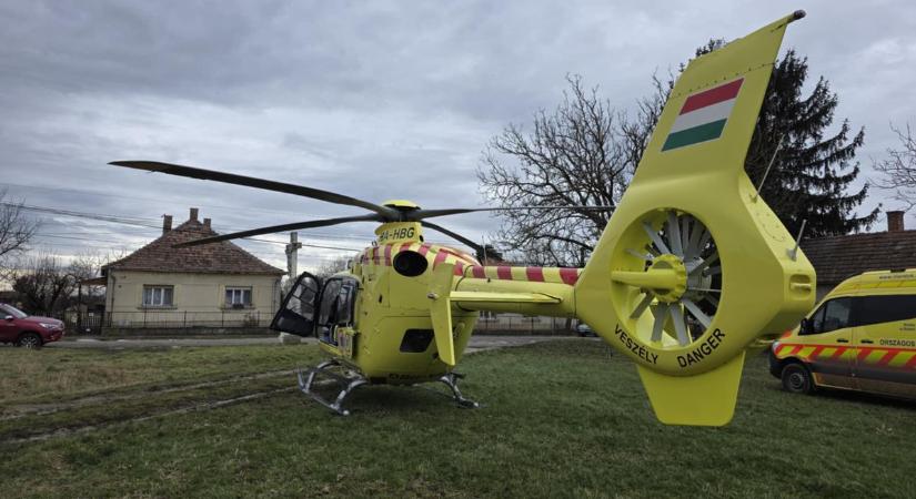Gyilkosság történt Pacsán? Mentőhelikopter volt a helyszínen