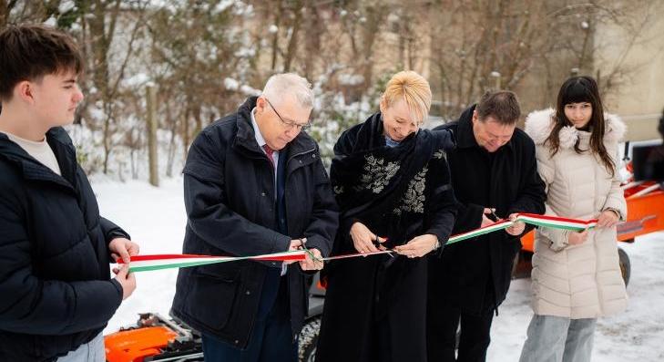 Közterület-karbantartó gépek érkeztek Vámosgyörkre 