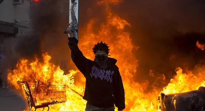 Diplomáciai botrány Minneapolisban – ICE-ügynök akart betörni Ecuador konzulátusára