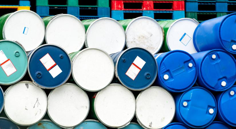 Óriási olajfolt a Rákos-patakon: riasztották a hatóságokat, ennek a fele sem tréfa