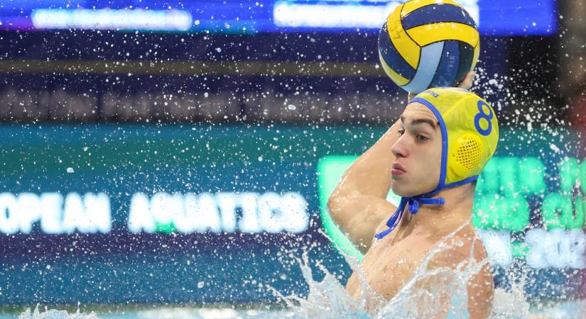 Ajándékot kapott Benedek Tibor fia - Fotó