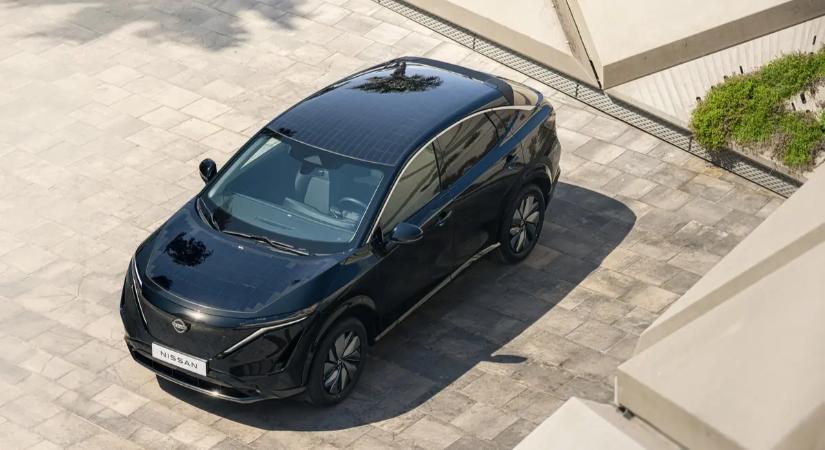 Napelemes villanyautót épített a Nissan: mutatjuk, mennyit töltődik egy nap alatt!