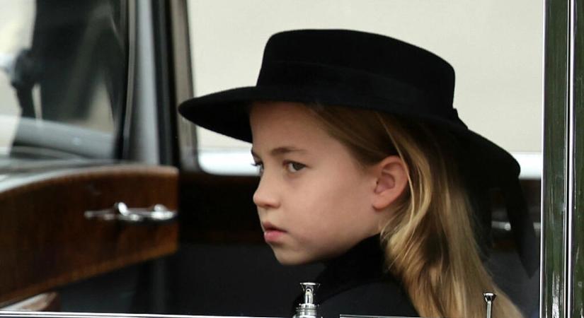 Nem csak Sarolta hercegnő imádja új frizuráját, hanem a hercegné is