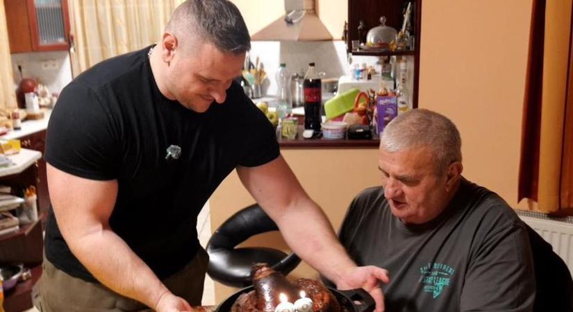 Ünnepel a magyar erőemelő legenda: 68 éves lett Fekete László