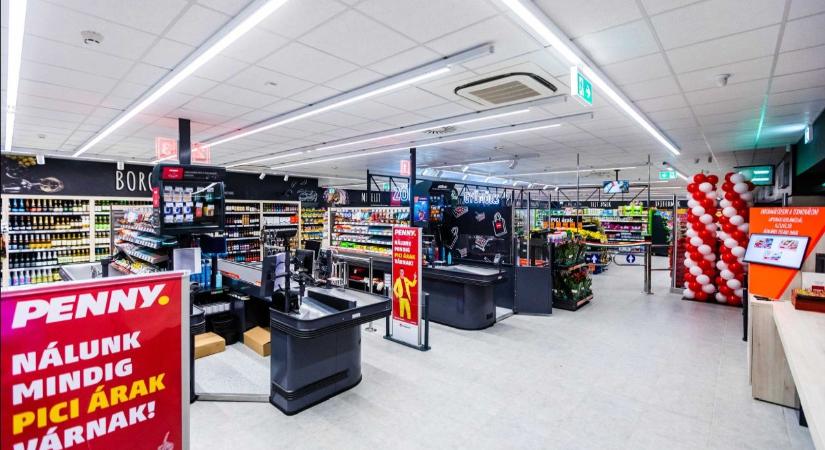 Elképesztő árzuhanás: fillérekért adja a tejet az országos bolthálózat